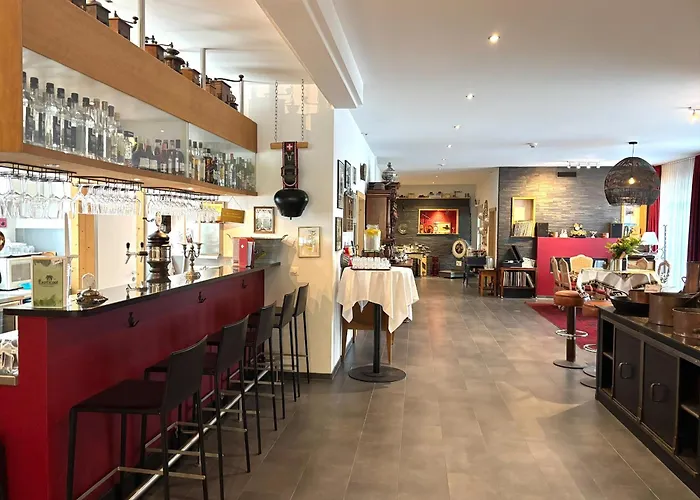 Carlton-Europe Vintage Adults Hotel